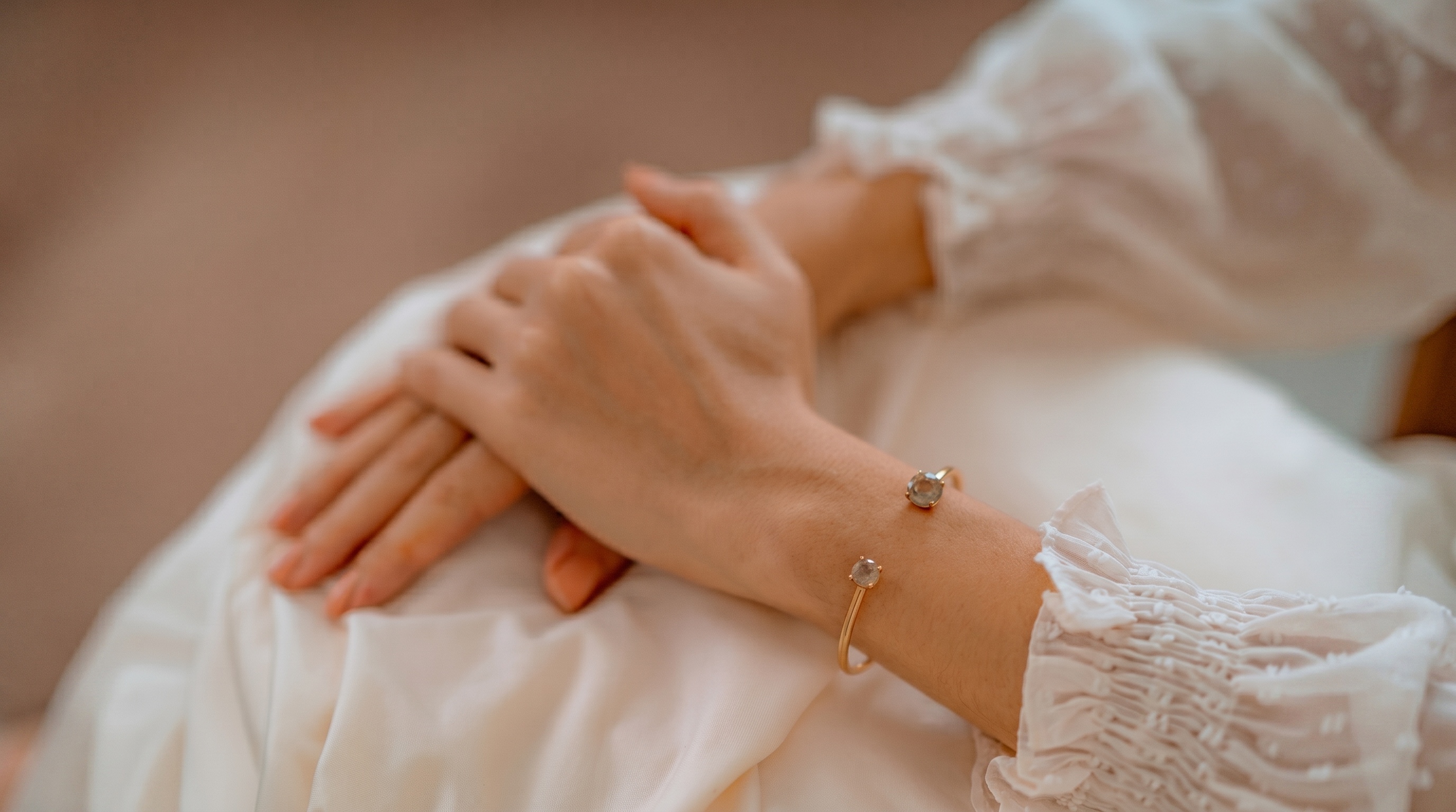 MYLASA Satellite zultanite open cuff bracelet on the wrist