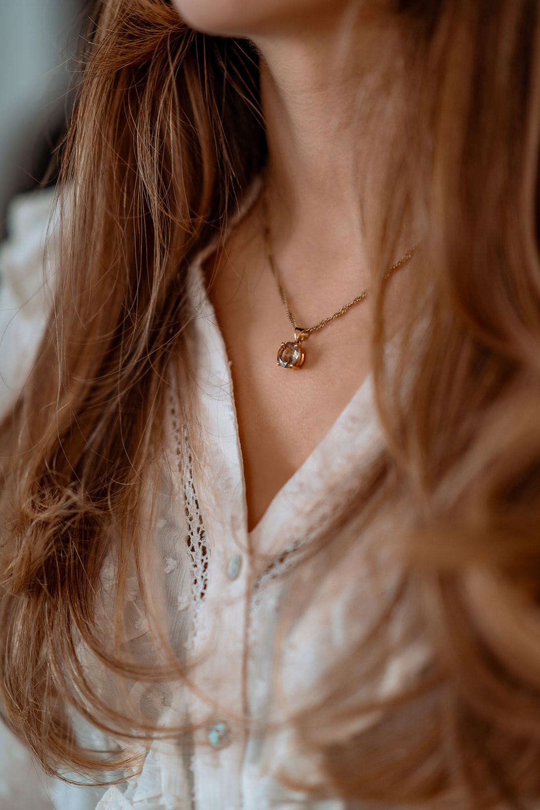 Full Moon Hanger Hangers in 14K Gold with Zultanite