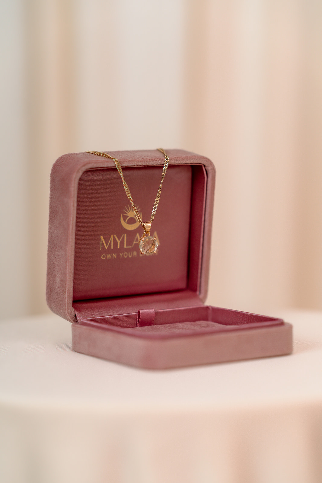 Full Moon Hanger Hangers in 14K Gold with Zultanite